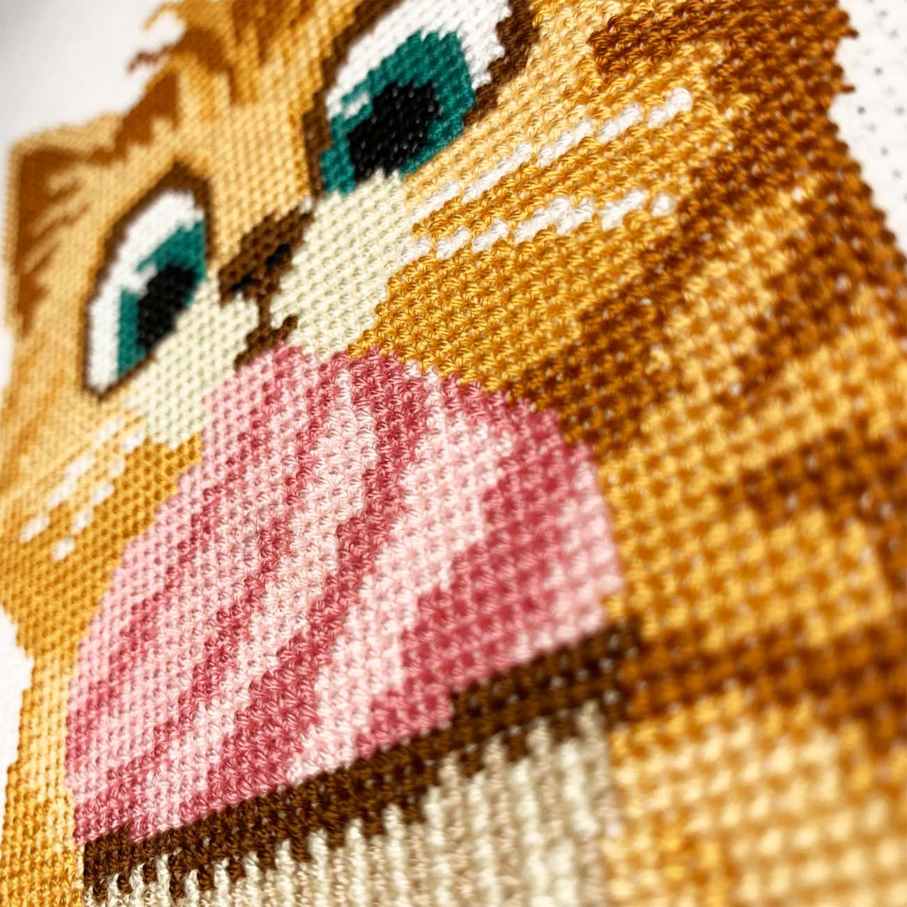 Ginger&Cupcake - Counted Cross Stitch Kit