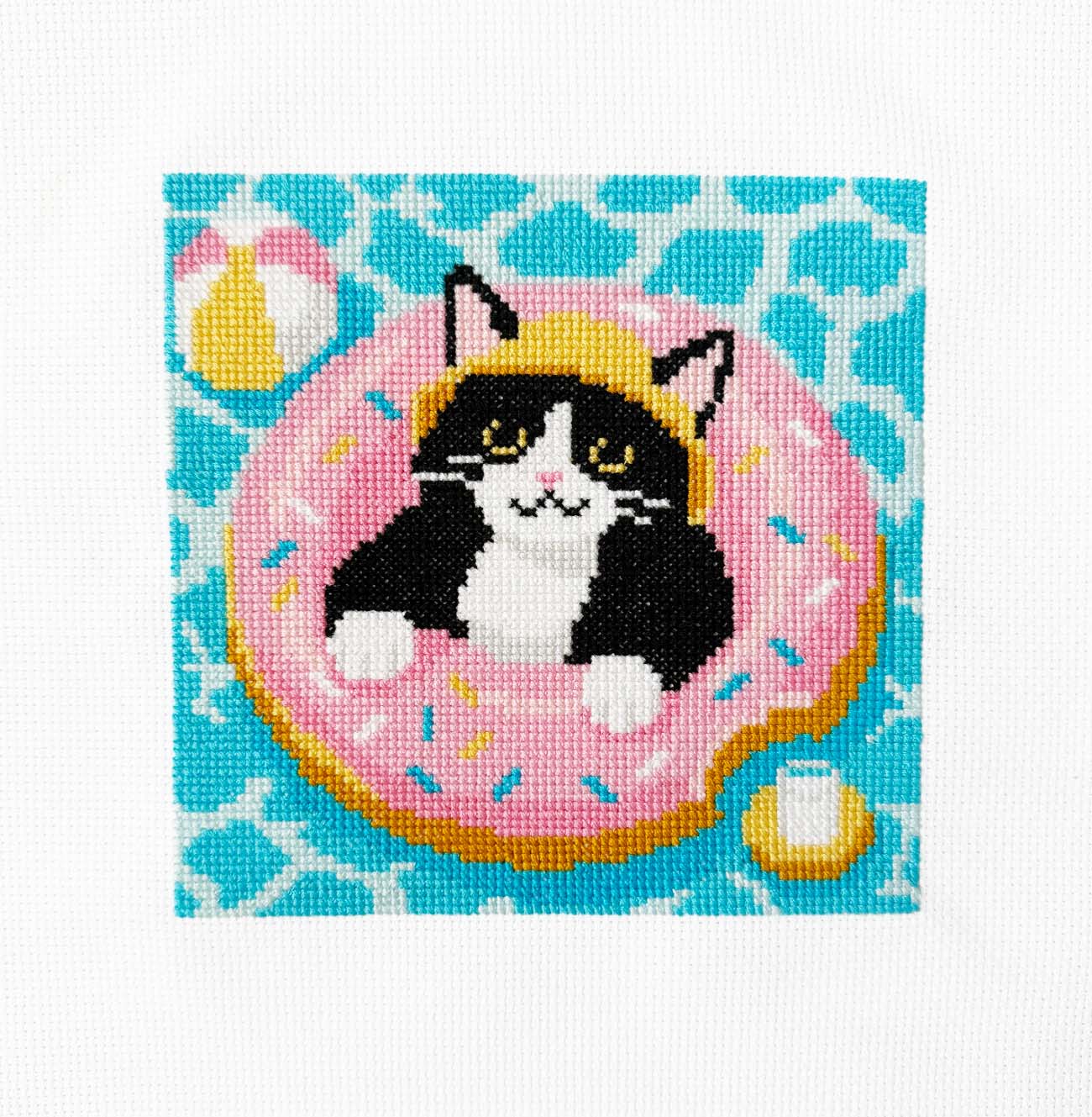Pool Day Tuxedo Digital Chart