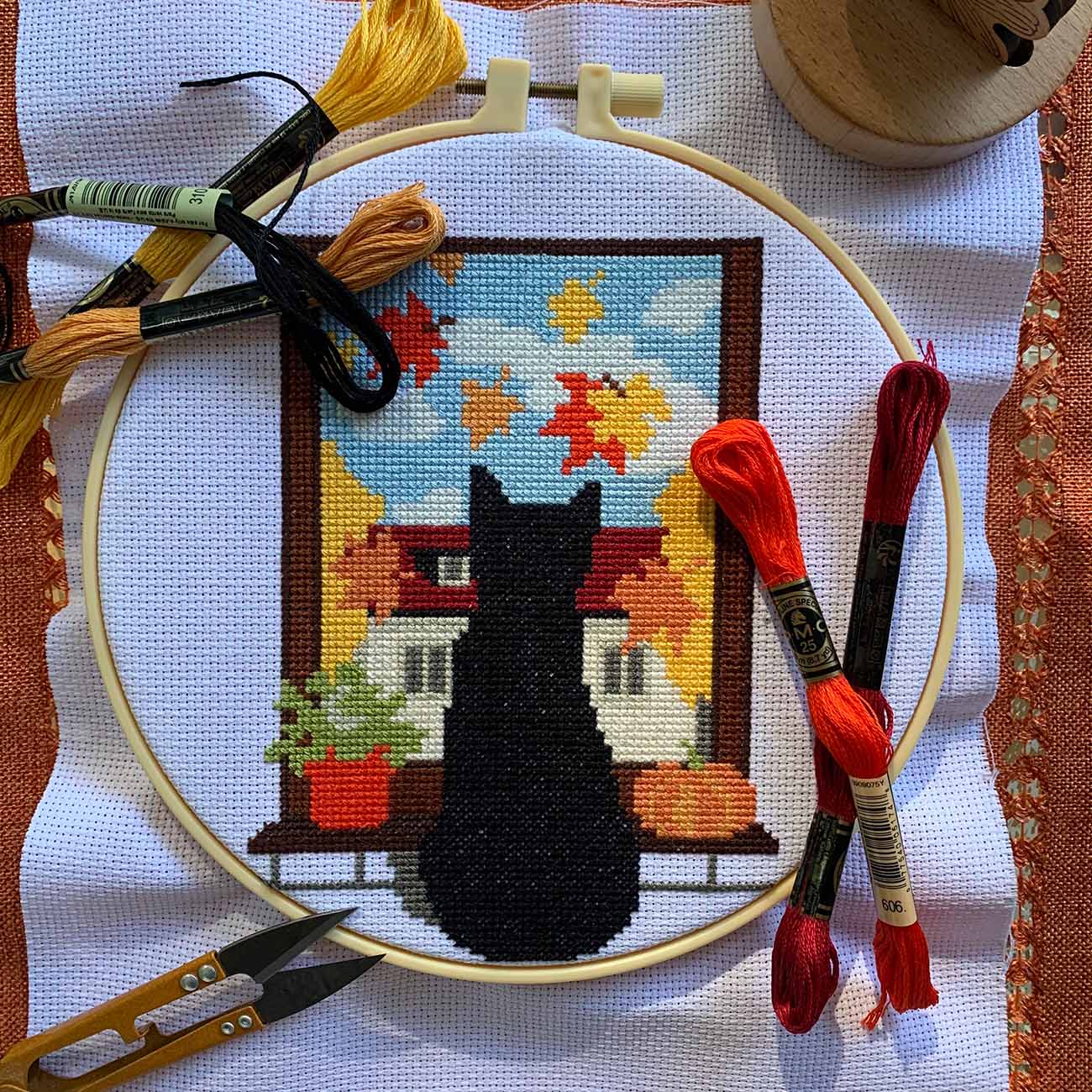 Fall Cat - Counted Cross Stitch Kit